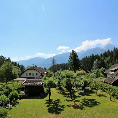 Ferienhaus Beautiful Mansion In Mauthen With Garden *